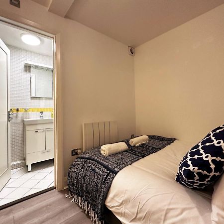 Chic Apartment In Mayfair Londen Buitenkant foto
